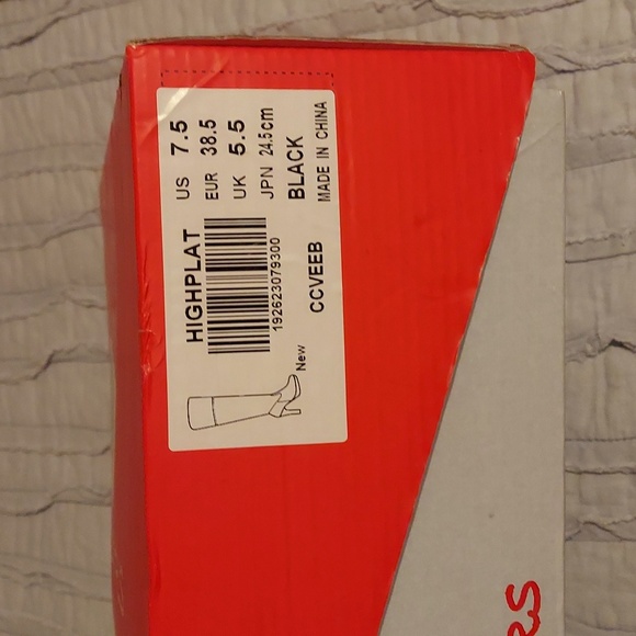 Knee-high Suede Boots 👢🖤 - Picture 4 of 4